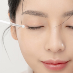 B.O.M Wonder Eyelash Serum