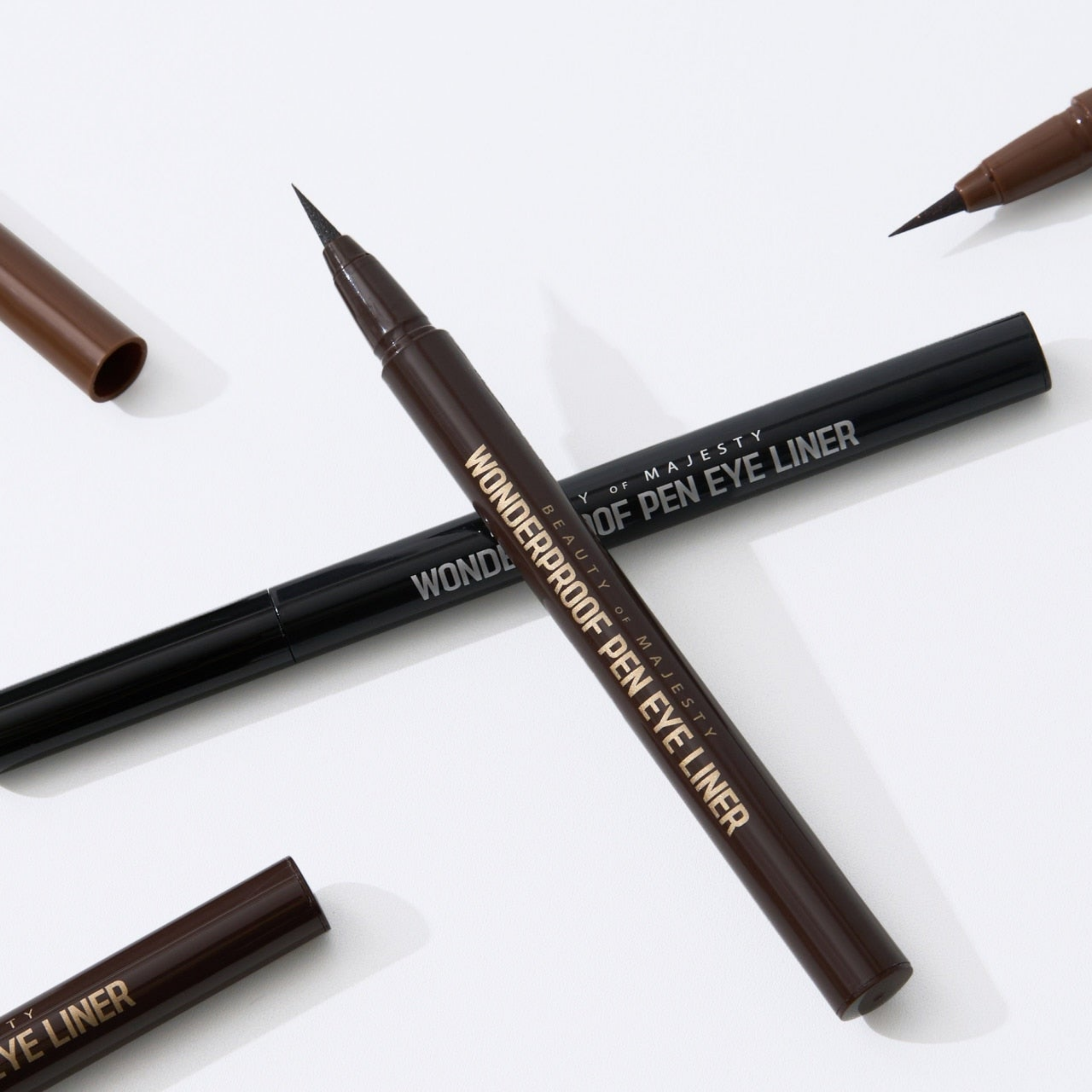 B.O.M Wonderproof Pen Eye Liner