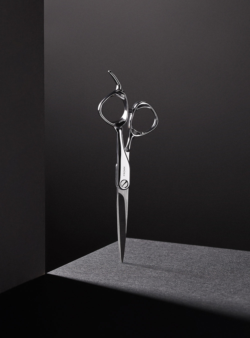 FROMM Explore 5.75" Hair Cutting Shear