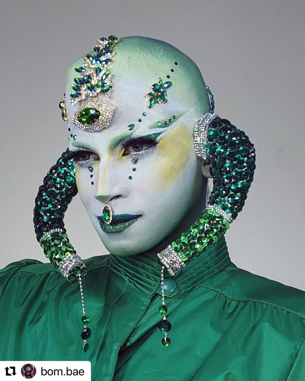 PRIMAL ® Werewolf I - Green Colored Contact Lenses